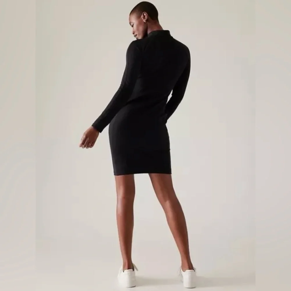 Athleta delancey skyline